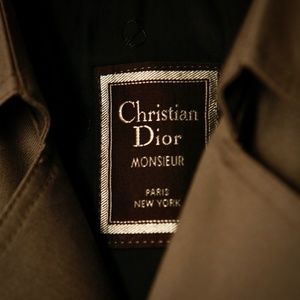 Christian Dior - Men's Tan Trench Coat 42R